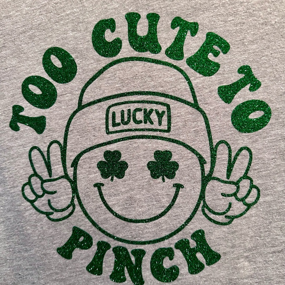 Gray Kids Shirt with Green Glitter St. Patrick’s Day “Too Cute To Pinch” Tee - Picture 2 of 2